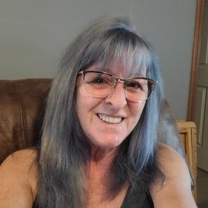 Meet your Posher, Charlene